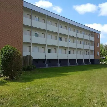 Karl-theo-am-wald アパート *